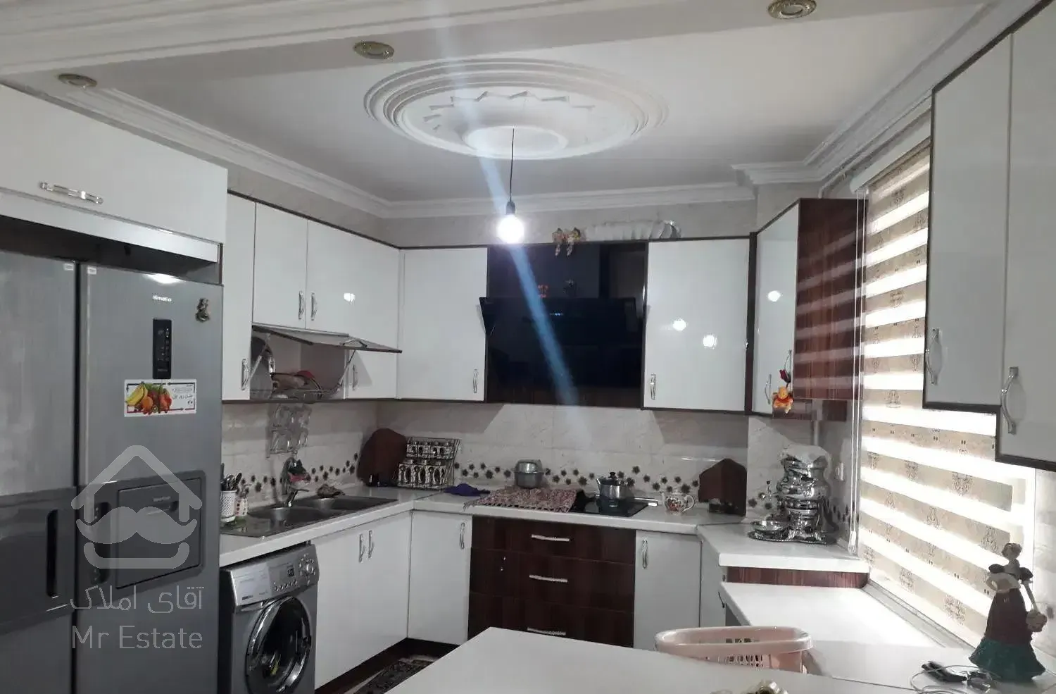 خونه ۹۸ متر همراه با پارکینگ و انباری