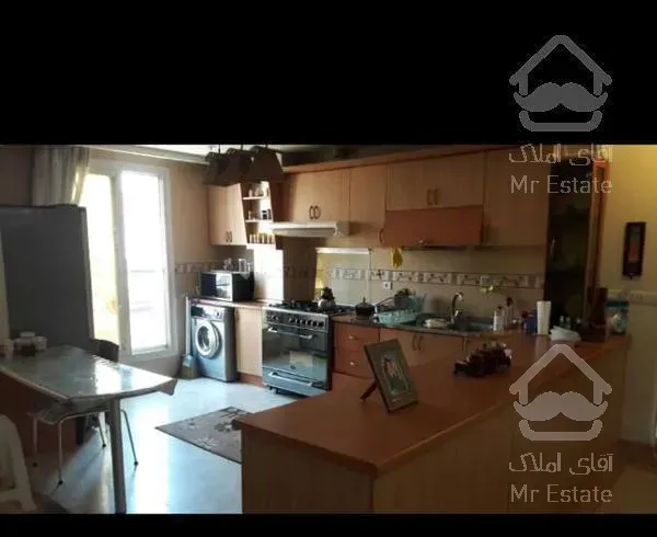 130متری/3خواب/تک واحدی/فول/صادقیه