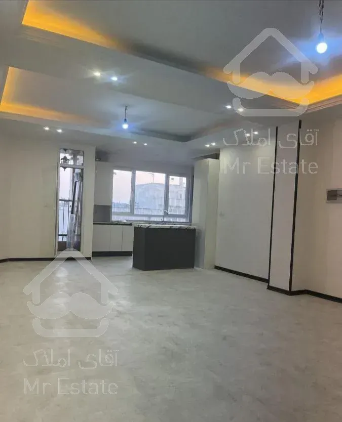 ۸۰متر/سالن پرده خور/روف گاردن