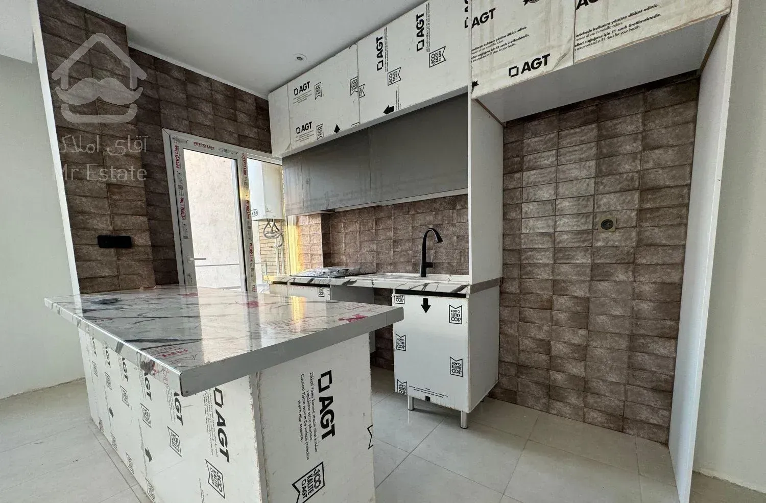 ۵۹ متر ۲ خواب / سند تک برگ / فول بازسازی