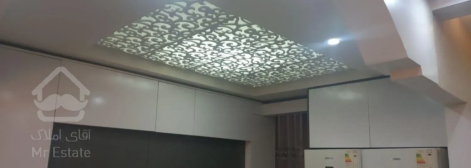 فروش آپارتمان ۹۳ متری ۲ خوابه طبقه ۳ در قنات‌کوثر