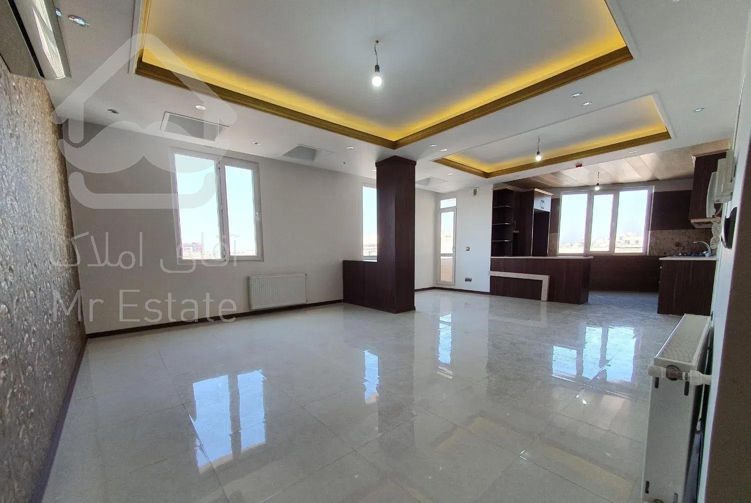 ۸۹ متری ۲ خوابه *نورگیر / رو به نما / سند تک برگ*