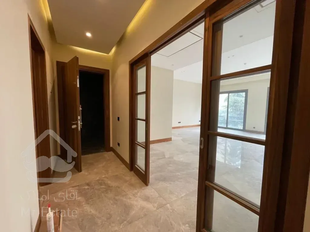 فروش اپارتمان 205 متری محمودیه