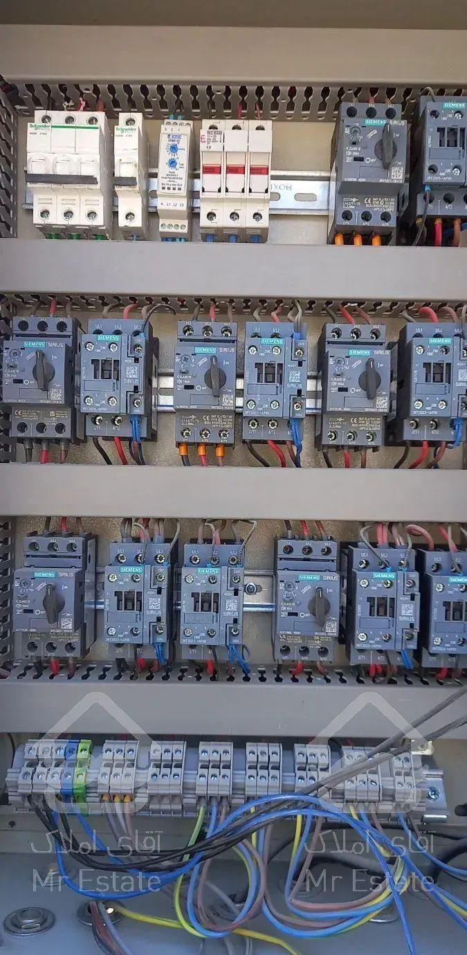 برقکار . برق صنعتی و ساختمانی