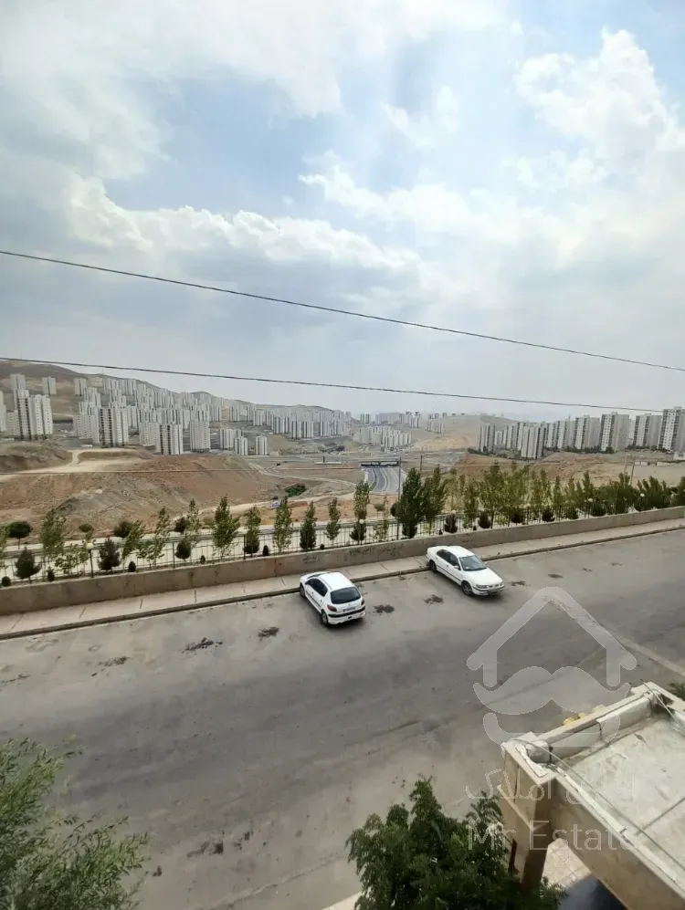 پردیس فاز ۱۱ زون ۱ بلوک ۴۳ طبقه ۲ جنوب شرقی