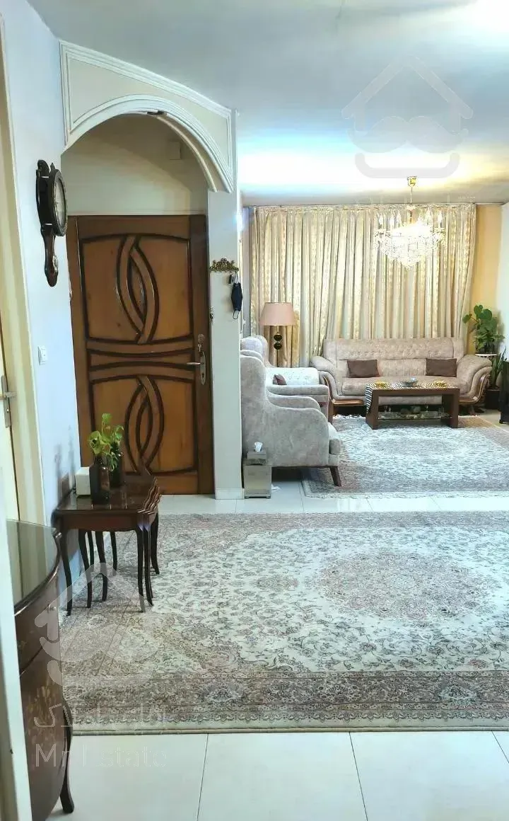 ۶۸ متر    خوش نقشه  ( تک واحدی )