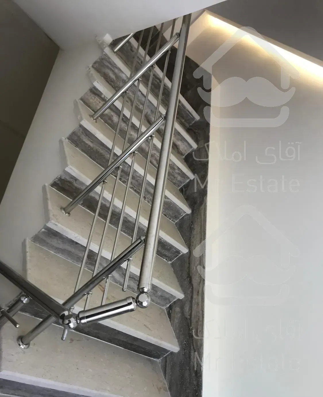 ۶۷ متری دنج و خوش نقشه