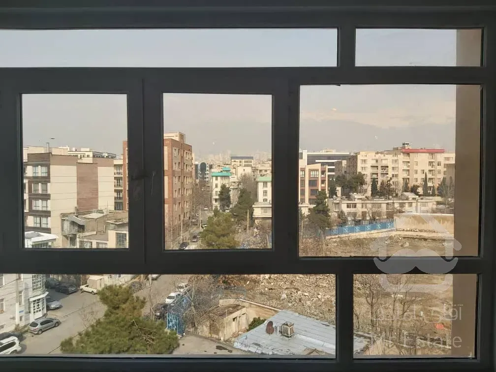 110 متری اجاره اختیاریه