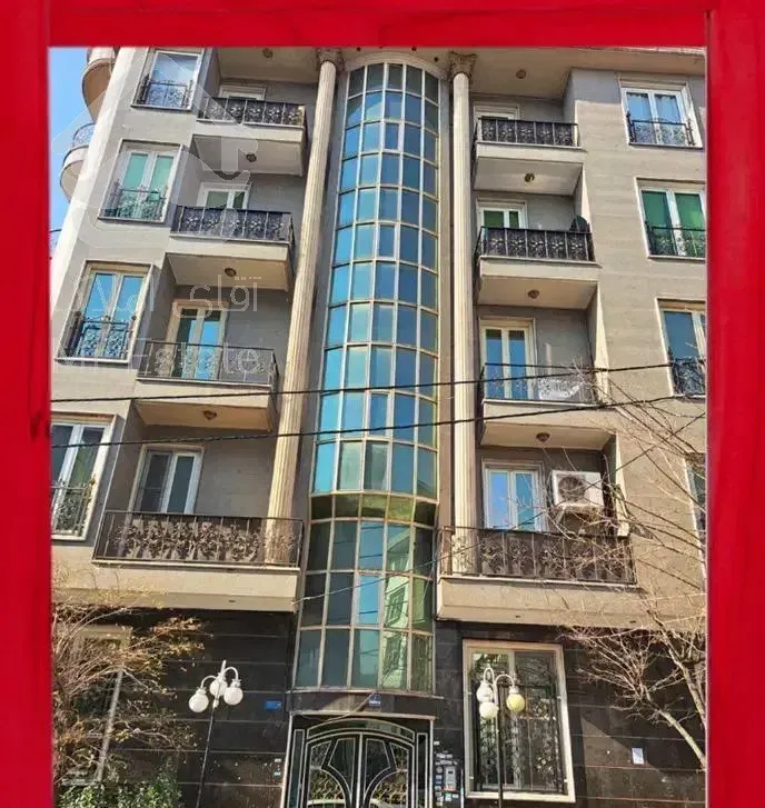 ۱۶۱ متر دونبش ۲۰۰ دستگاه و پارک