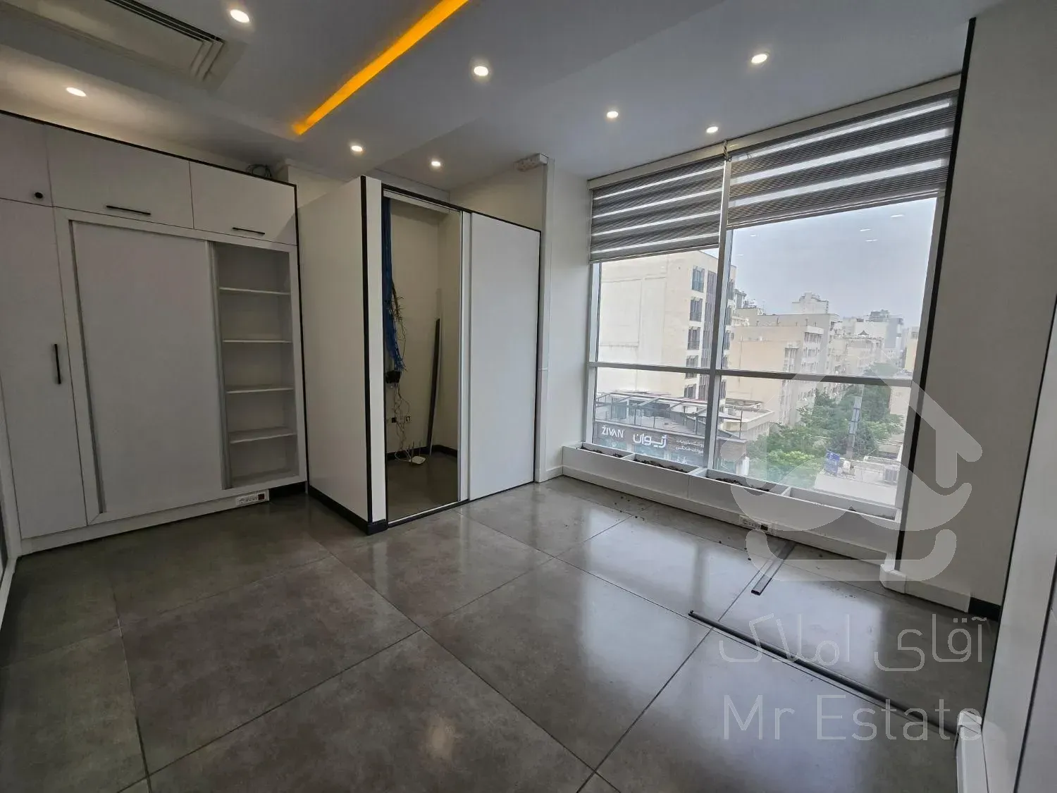 145مترشهرک غرب* اداری*لابی*دونبش، سرتاسر پنجره