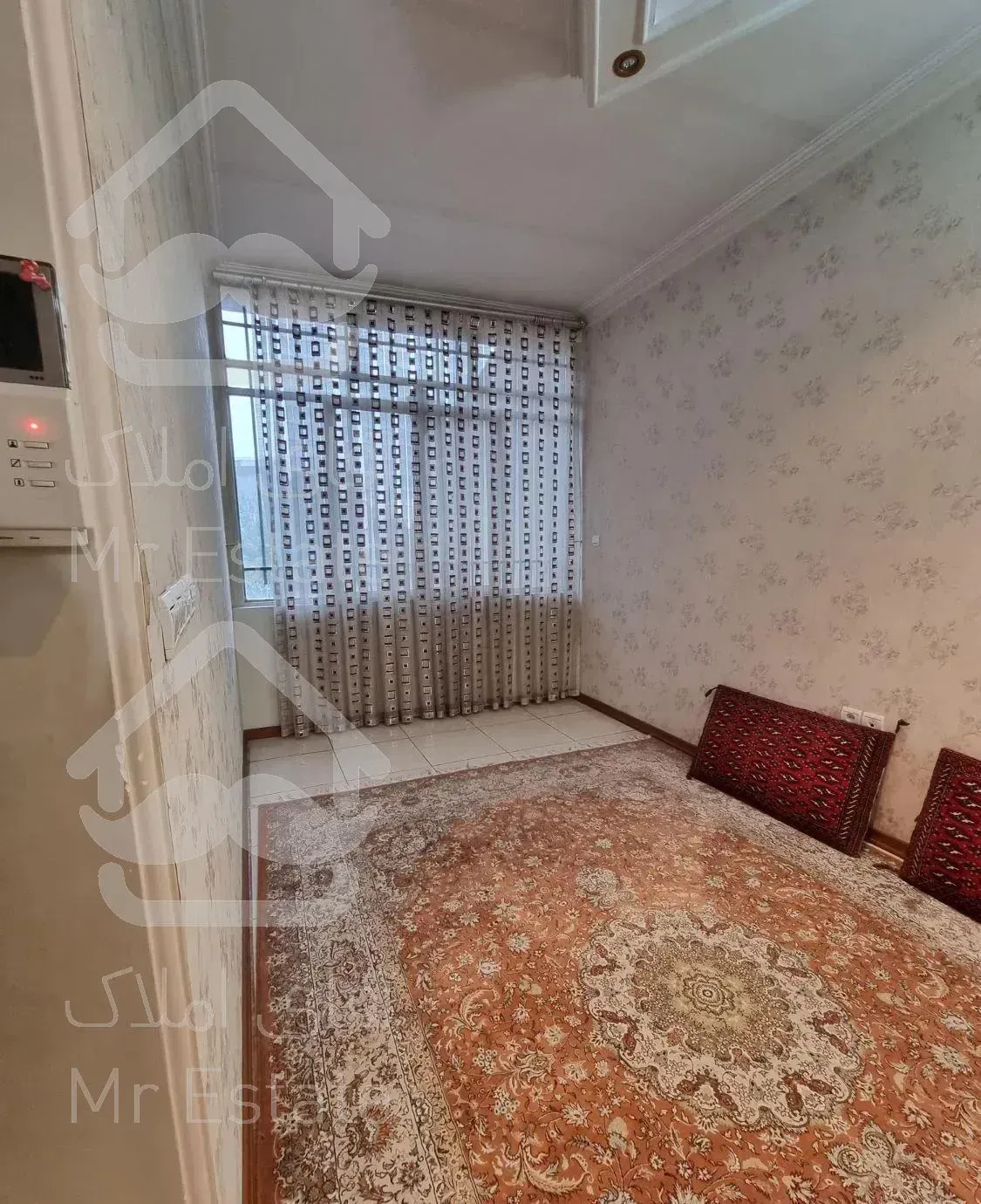 سه طبقه آپارتمان، دربست ۲۲۵متر