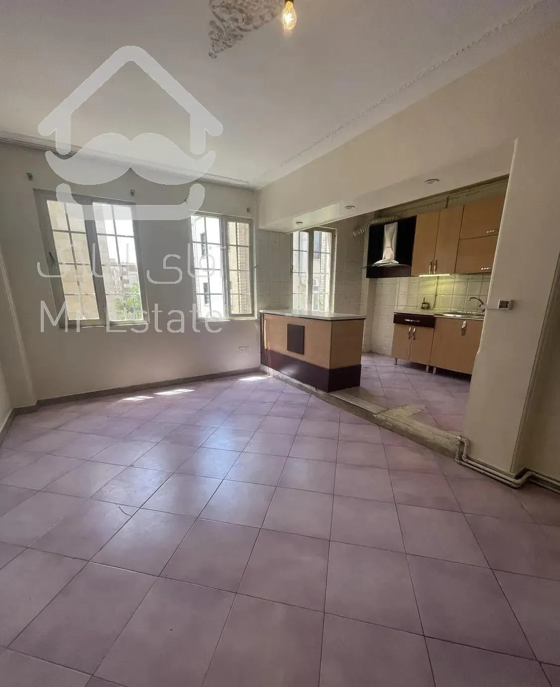 ۷۰ متری ۲ خواب تکواحدی افتابگیر