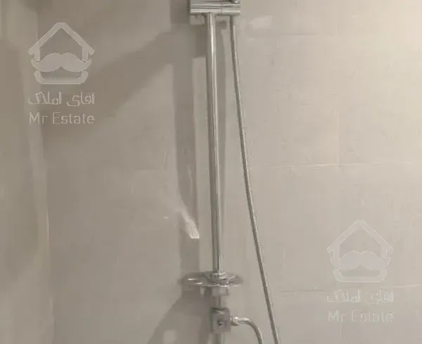 برج     ۱۰۶  متری   شهرک غرب  درختی