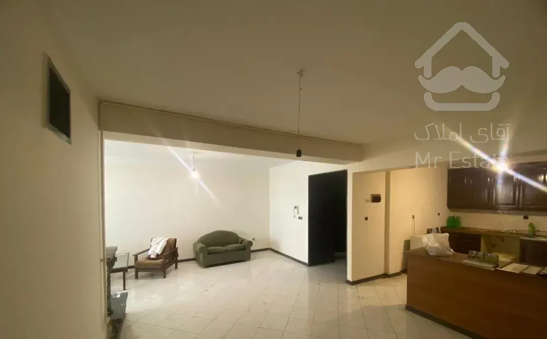 ۱۵۷متر فرشته/کوثر تک واحدی نیم طبقه اول/کارنو