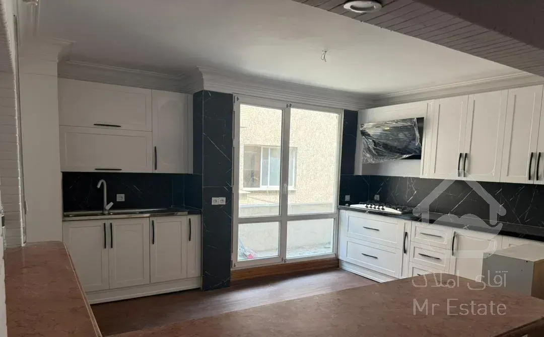 ۱۷۰ متر شهرک غرب/بازسازی شده/۲ پارکینگ