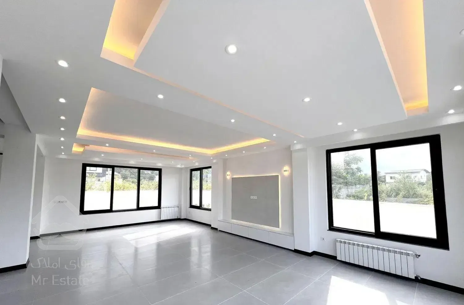 فروش ویلا مدرن استخردار با ویو فوق العاده