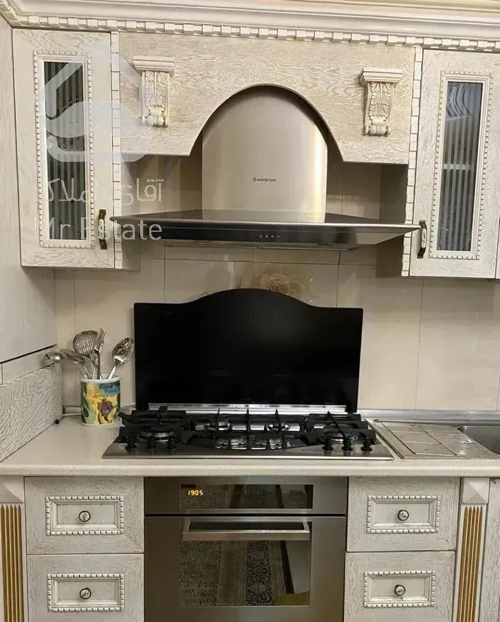 شیراز جنوبی بلوار علیخانی ١٨٠ متر ٣ خوابه