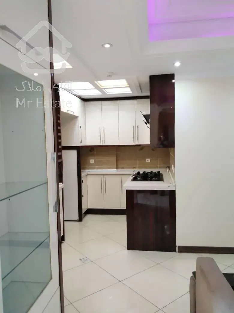 ۸۷ متر برج ترنج