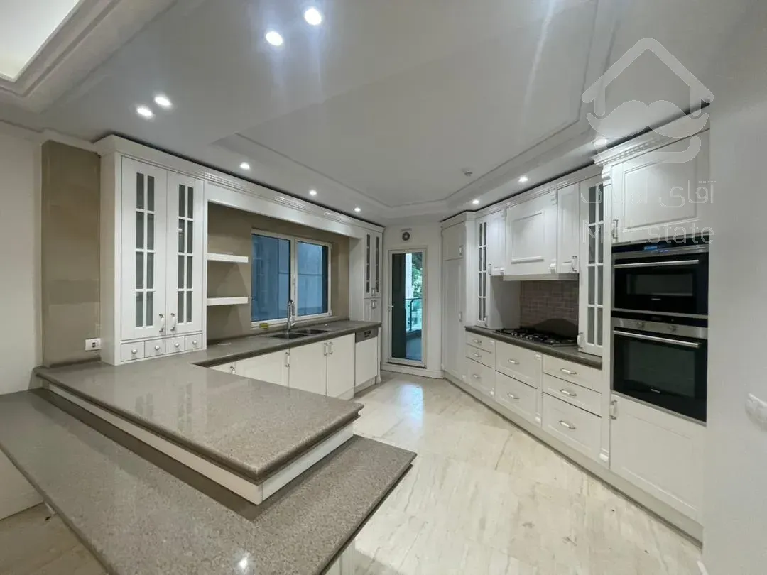 فروش اپارتمان 300متری محمودیه