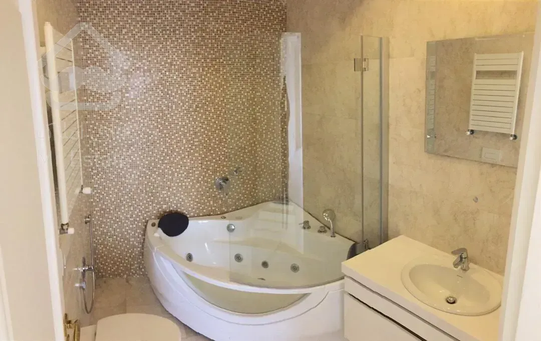 فروش اپارتمان 170 متری زعفرانیه