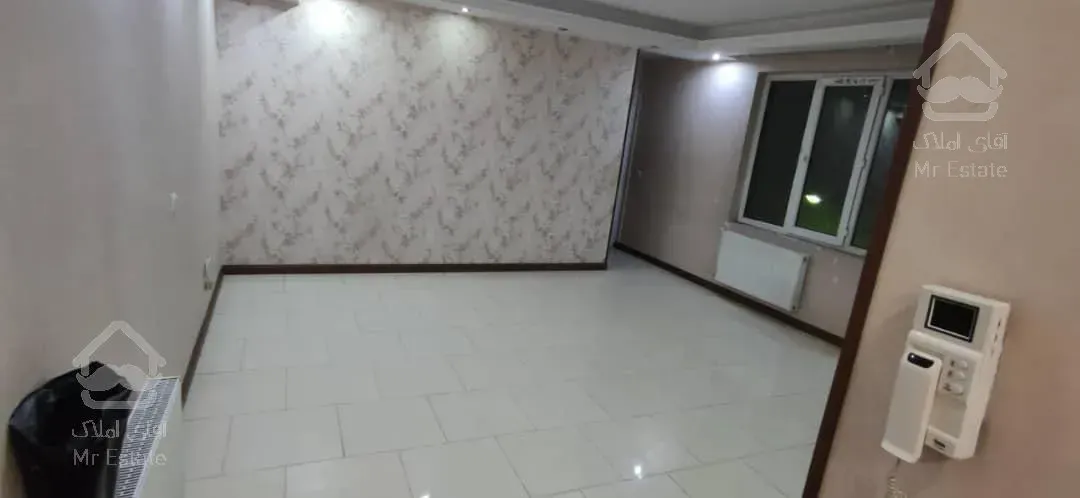 ۵۰متر/خوش نقشه/پارکینگ/اسانسور/بالکن