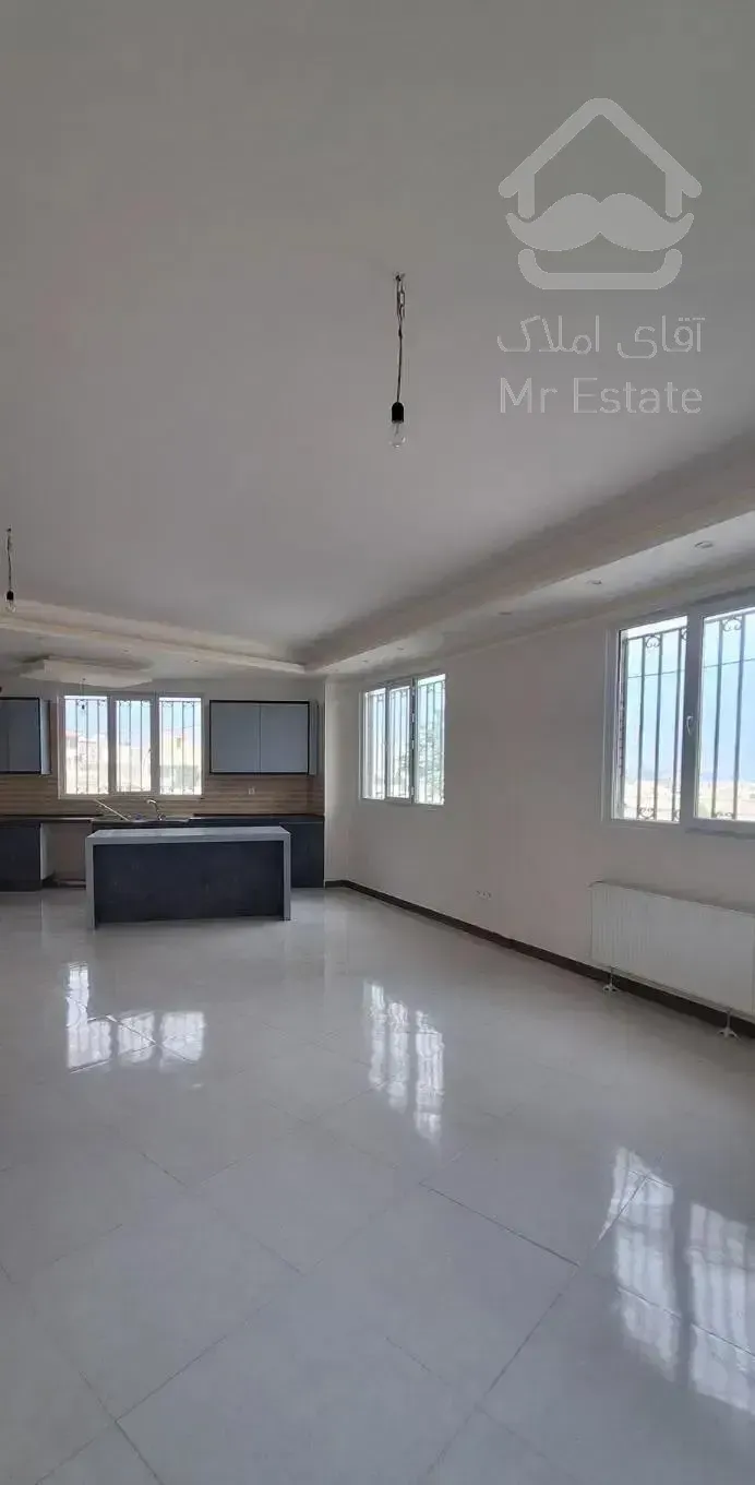 ۱۳۱ متر آپارتمان خوش نقشه /کم واحد /مملو از نور