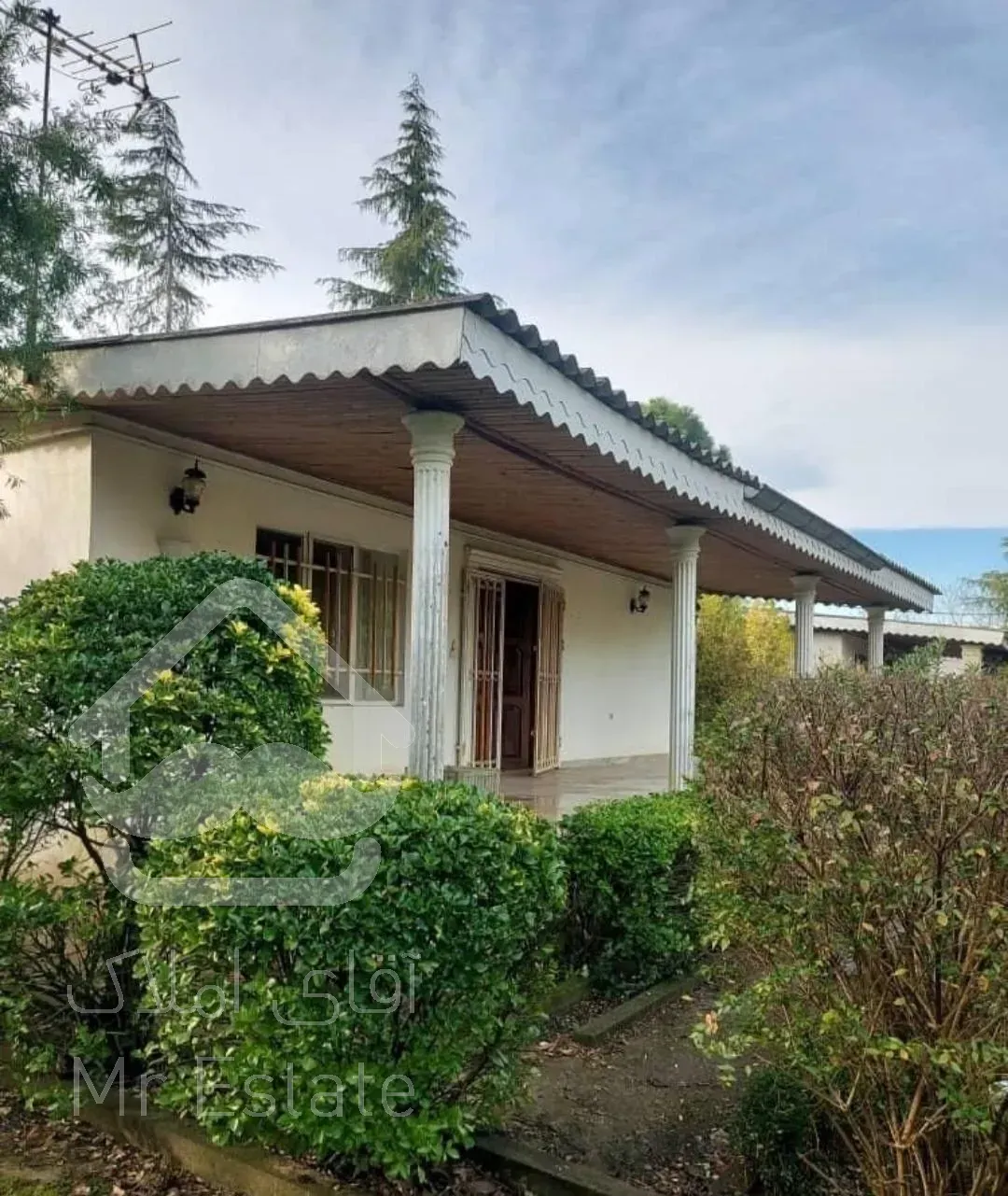 ویلا شهرکی به متراژ۵۶۳متر در حسن رود چپربرد زمان