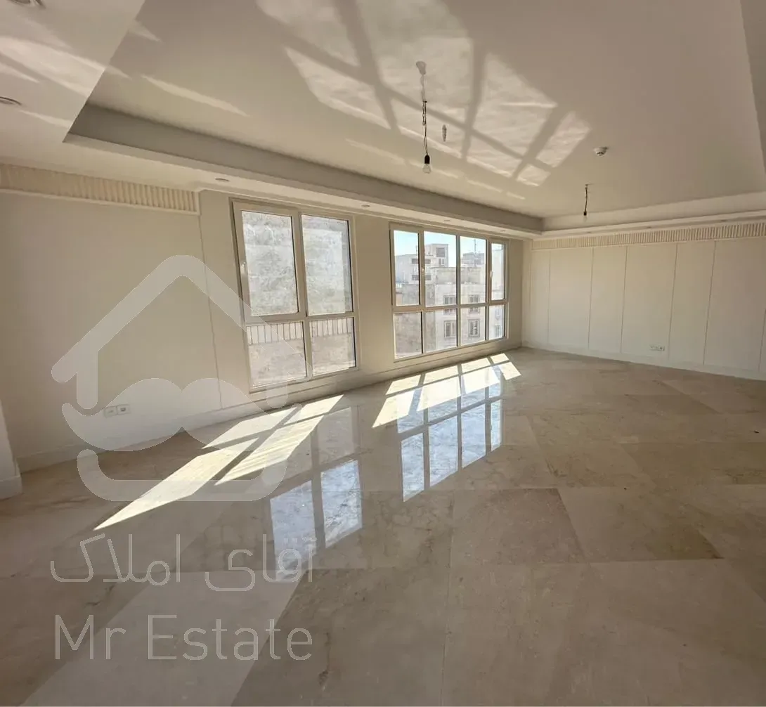 142متر/سه خواب/تاپ لوکیشن مجاهد کبیر شمالی