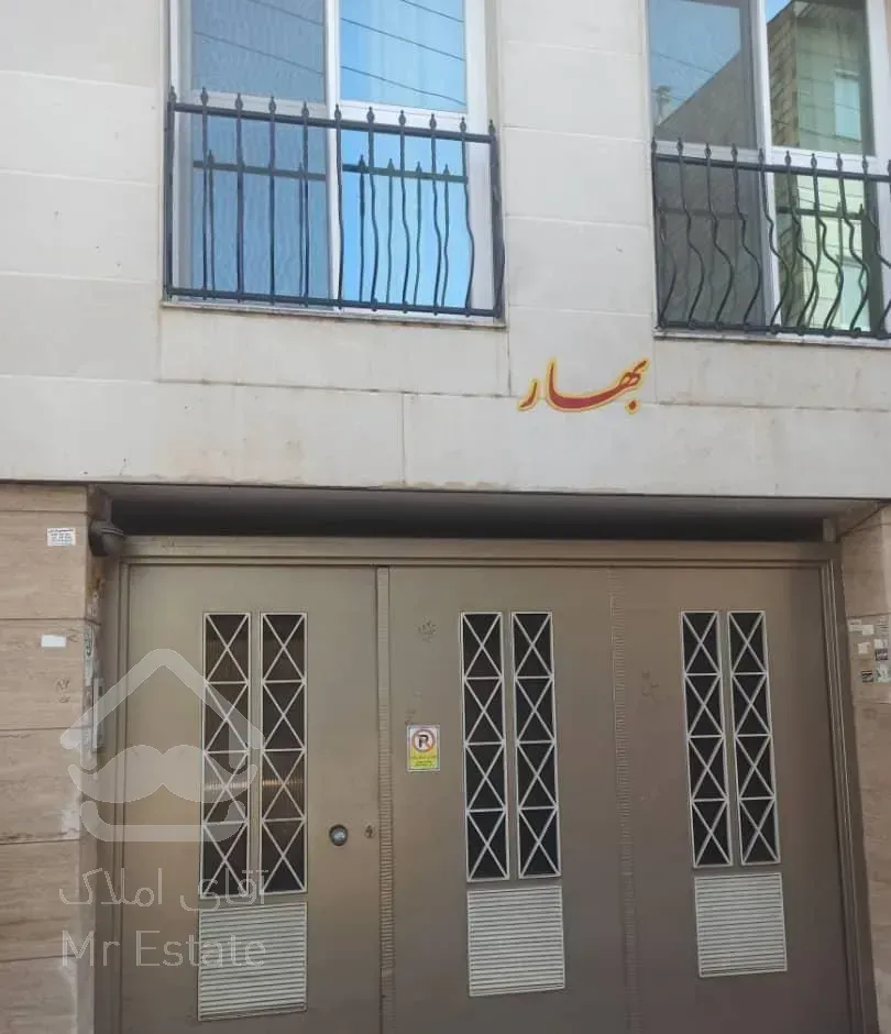 فروش آپارتمان ۱۱۰ متری ۲ خوابه طبقه ۳