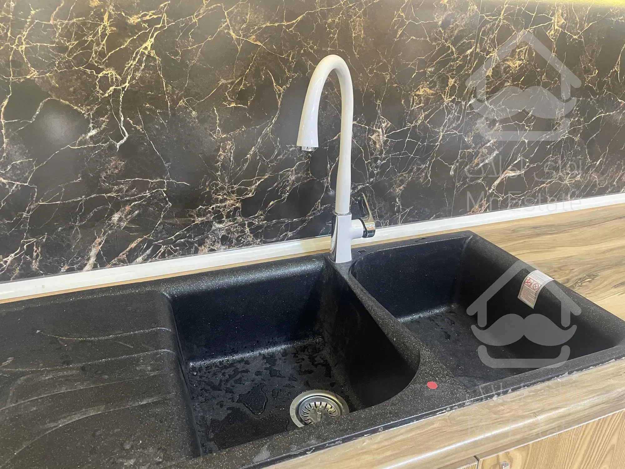 فروش ویلا فوق العاده خوش ساخت مدرن سند تک برگ