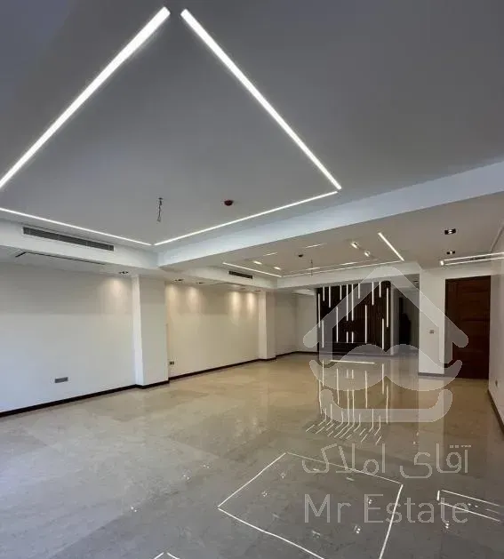 ۵۰متر/فول امکانات/زیر قیمت ترین واحد منطقه