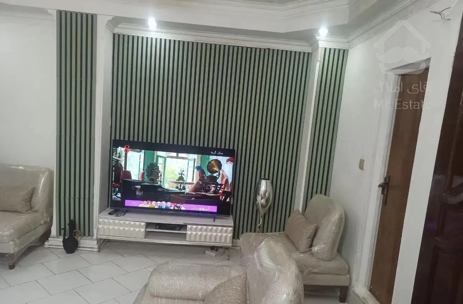 ۵۰ متر طبقه اول فول بازسازی نزدیک پارک مراکز خرید