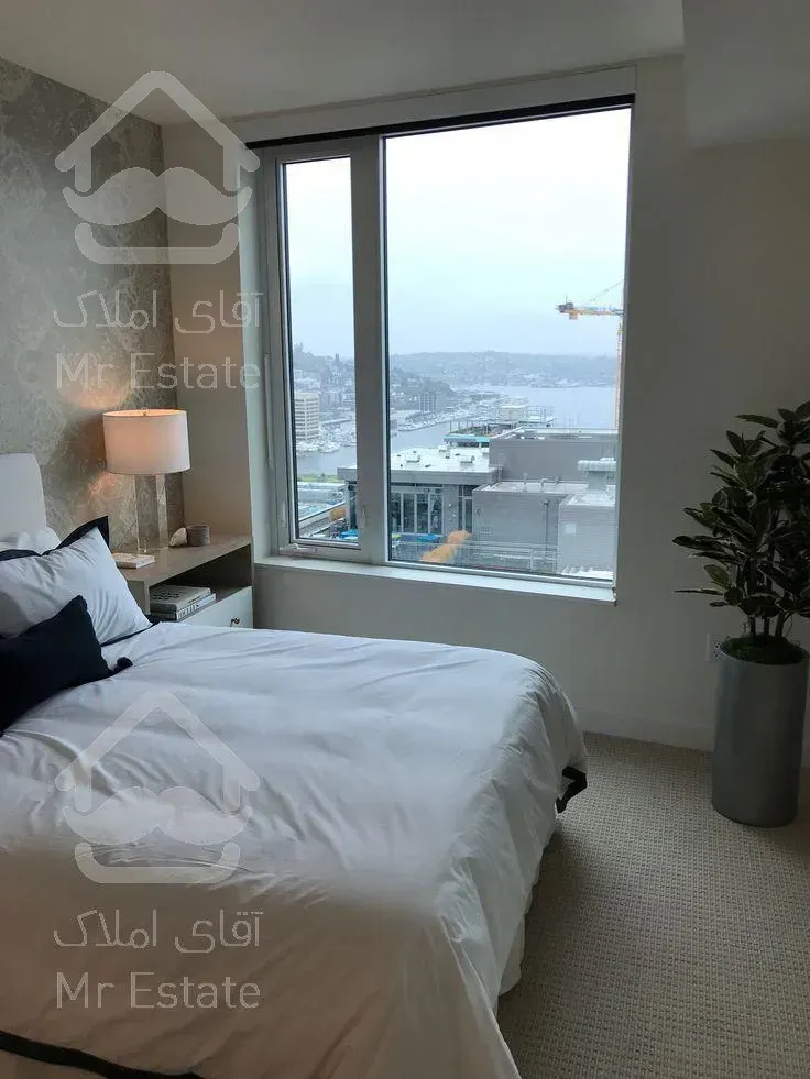 واحد ۸۰ متری با اقساط بلند