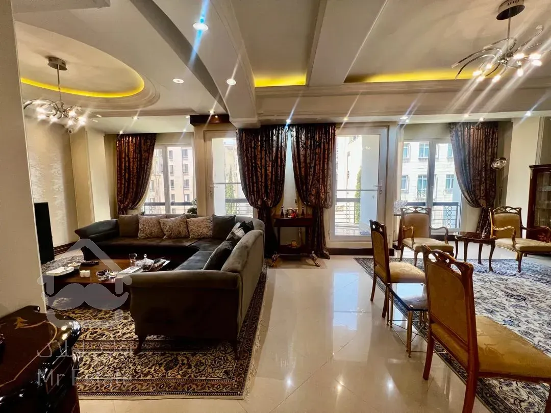 فروش اپارتمان 220 متری زعفرانیه