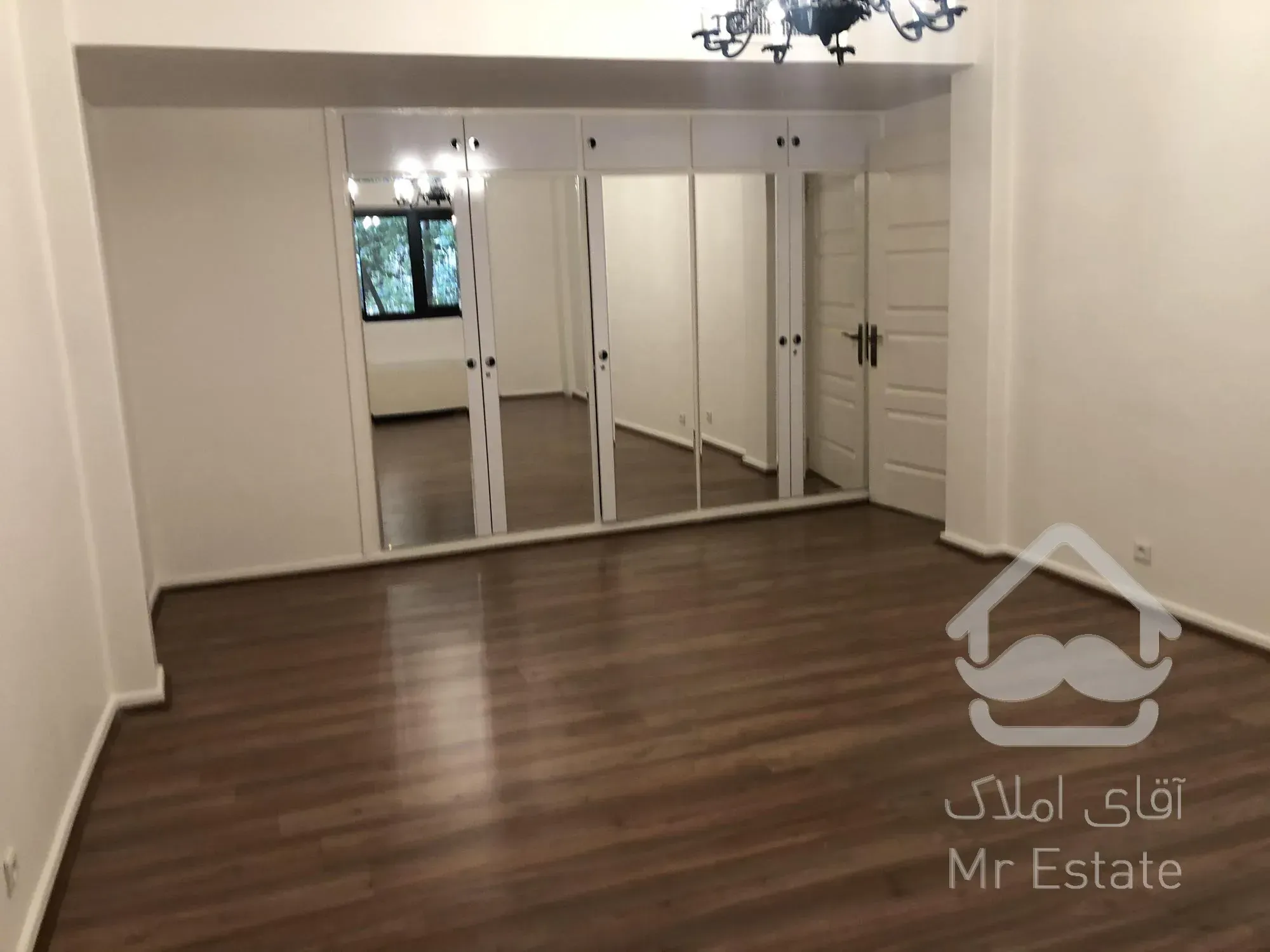 رهن و اجاره ویلا ۲۲۰ متر بنا ۴۰۰ متر حیاط مجشر