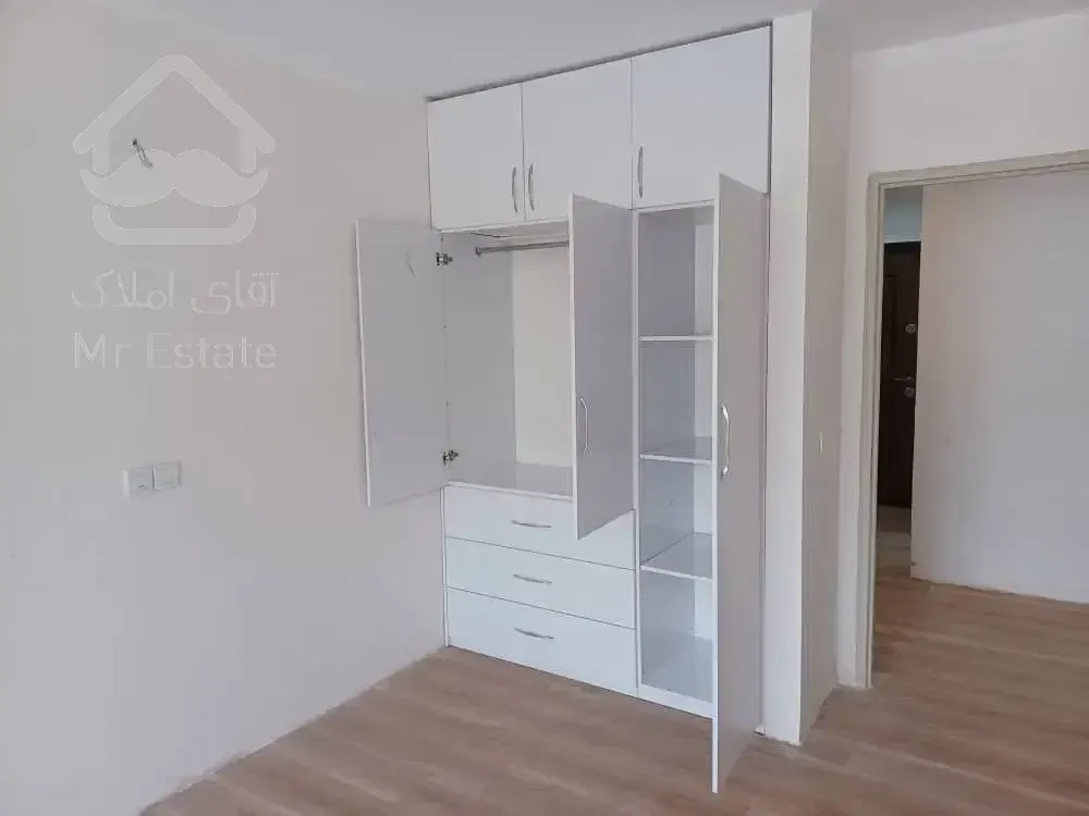 آپارتمان 110 متری ، شناور در نور ، بازسازی با متریال درجه ۱ ، مهستان