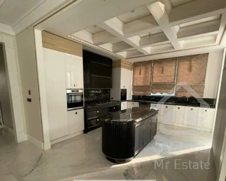 فروش 215 متری دروس