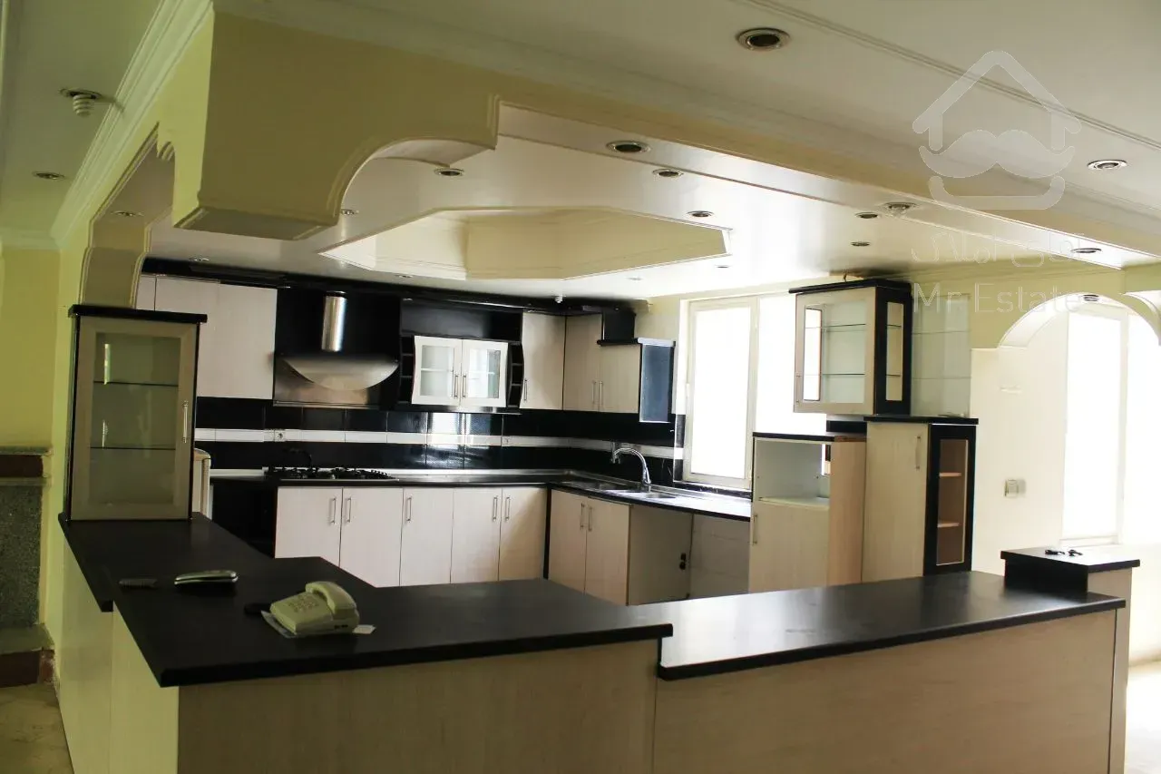 اجاره 300 متری پاسداران