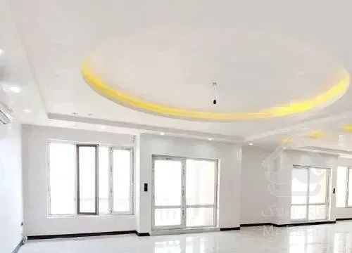 ۸۵ متر ، ۲ خواب ، تک واحدی، فول ، سالن پرده خور