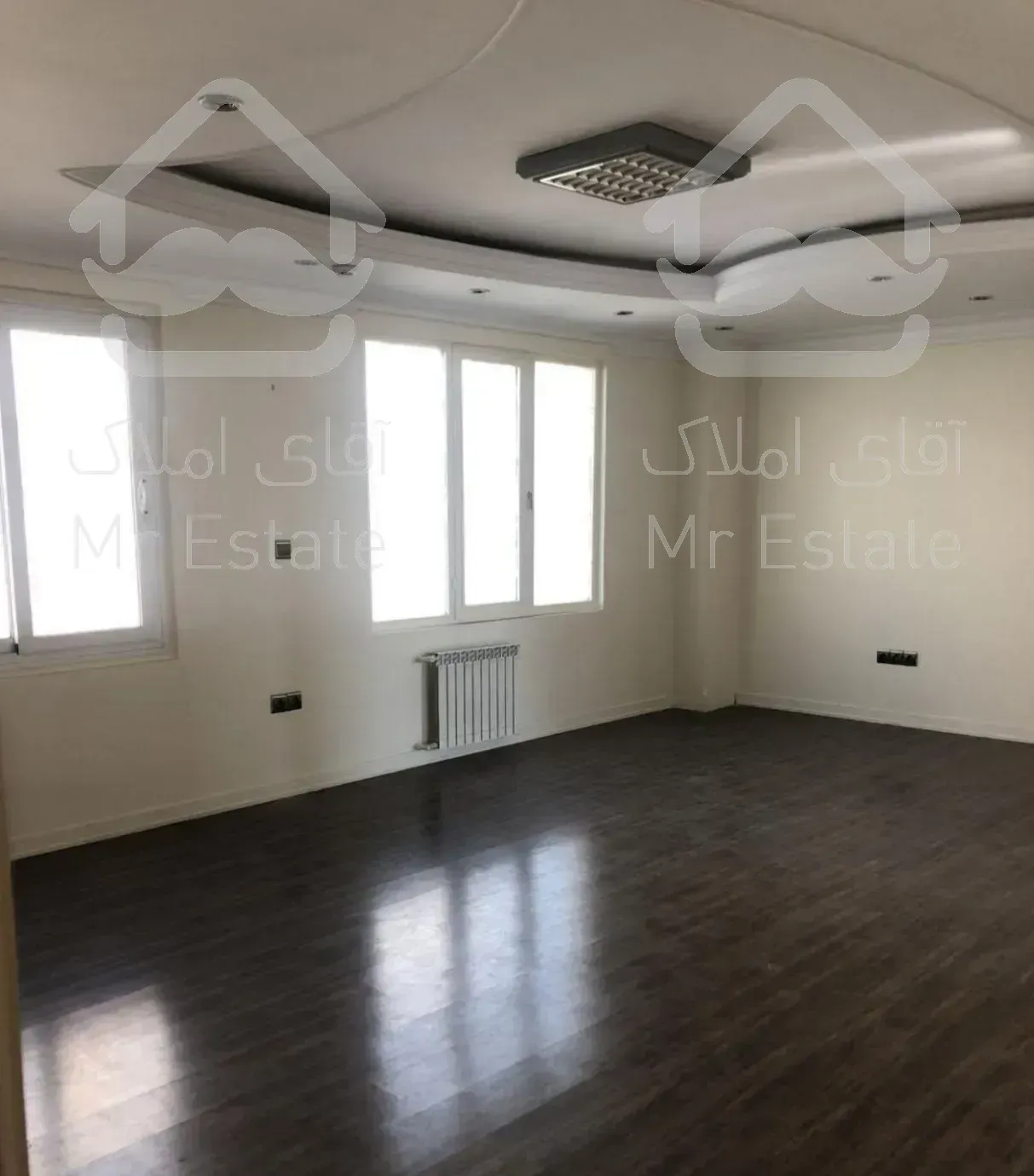 ۸۰ متر / دوخواب / پذیرایی پرده خور