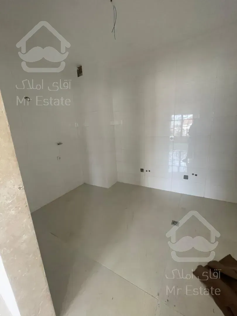 فروش آپارتمان 180متری. هراز. کلید نخورده. 3 خواب. کوچه برند