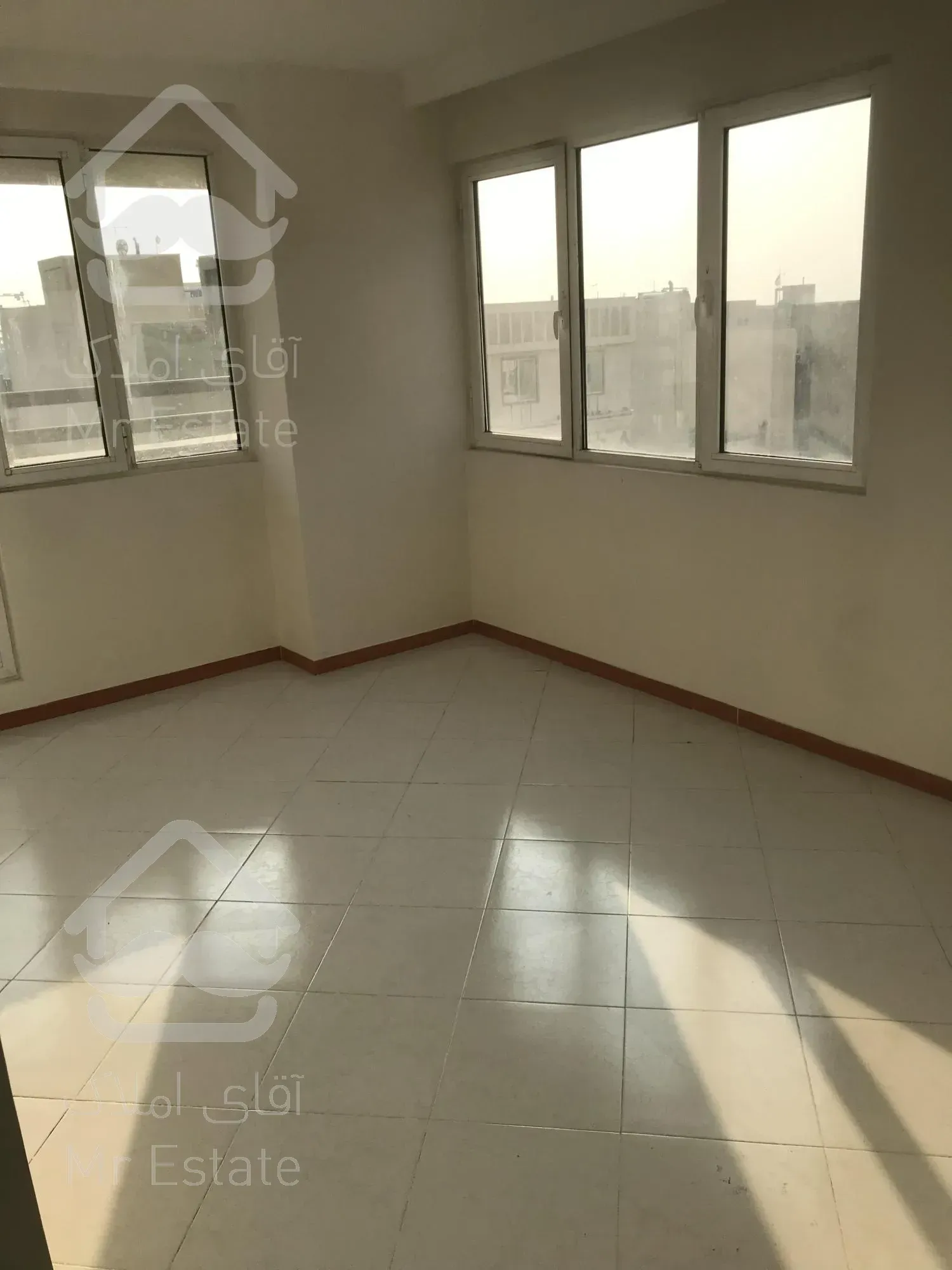 ۱۱۰ متر سوپرلوکس/۲نبش/برج مروارید