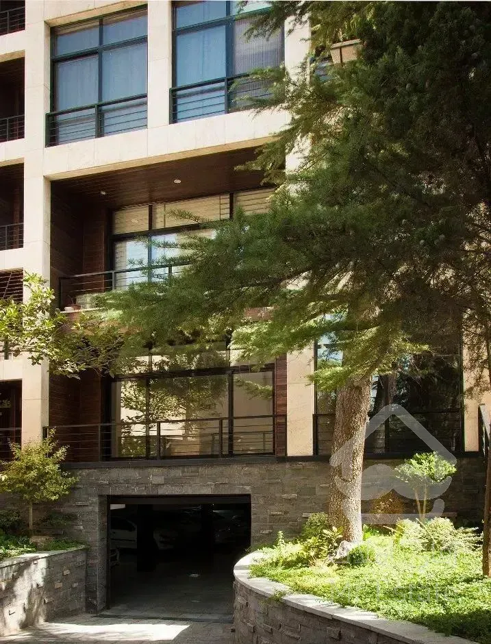 فرمانیه غربی 230 متر برج باغ 3 خواب مدرن