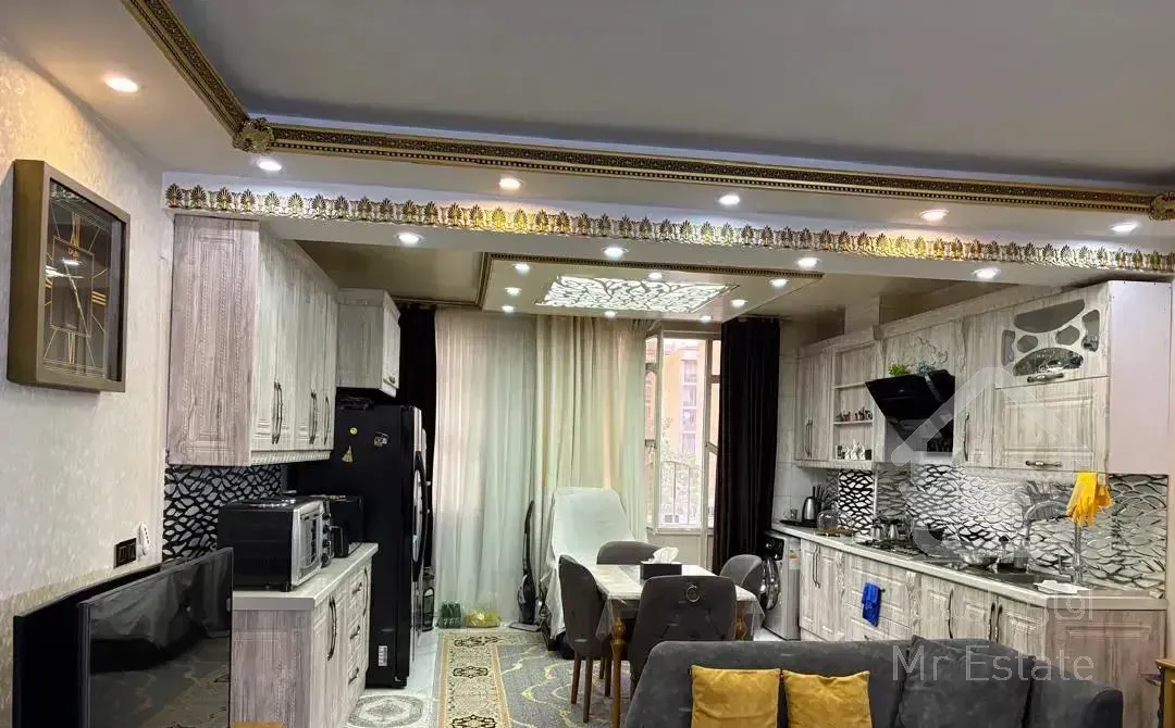 ۸۴متر پروانه / ۸واحدی / بهترین کوچه  بهترین طبقه