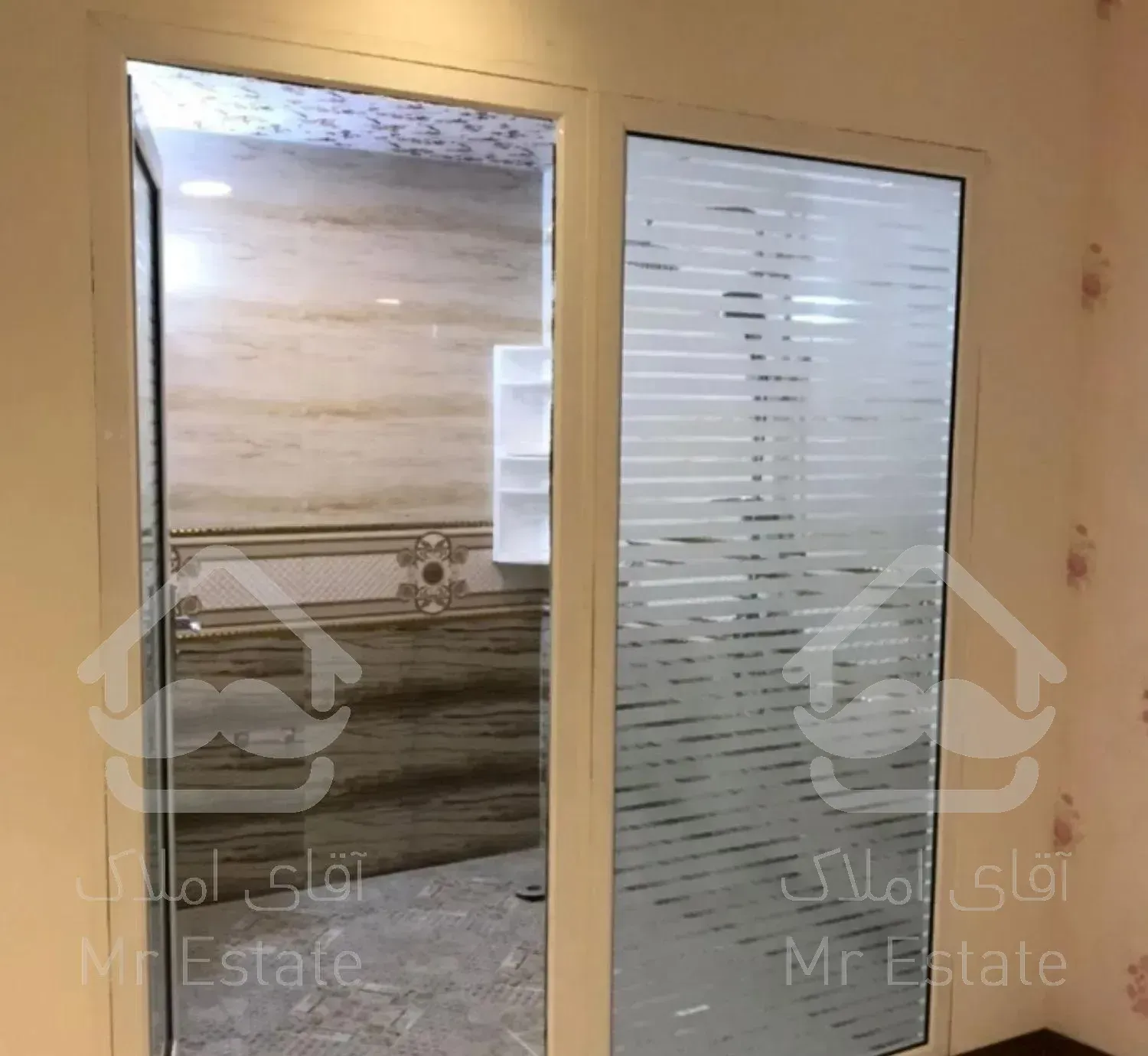 فروش واحد195متری خیابان هراز زوج 3خواب