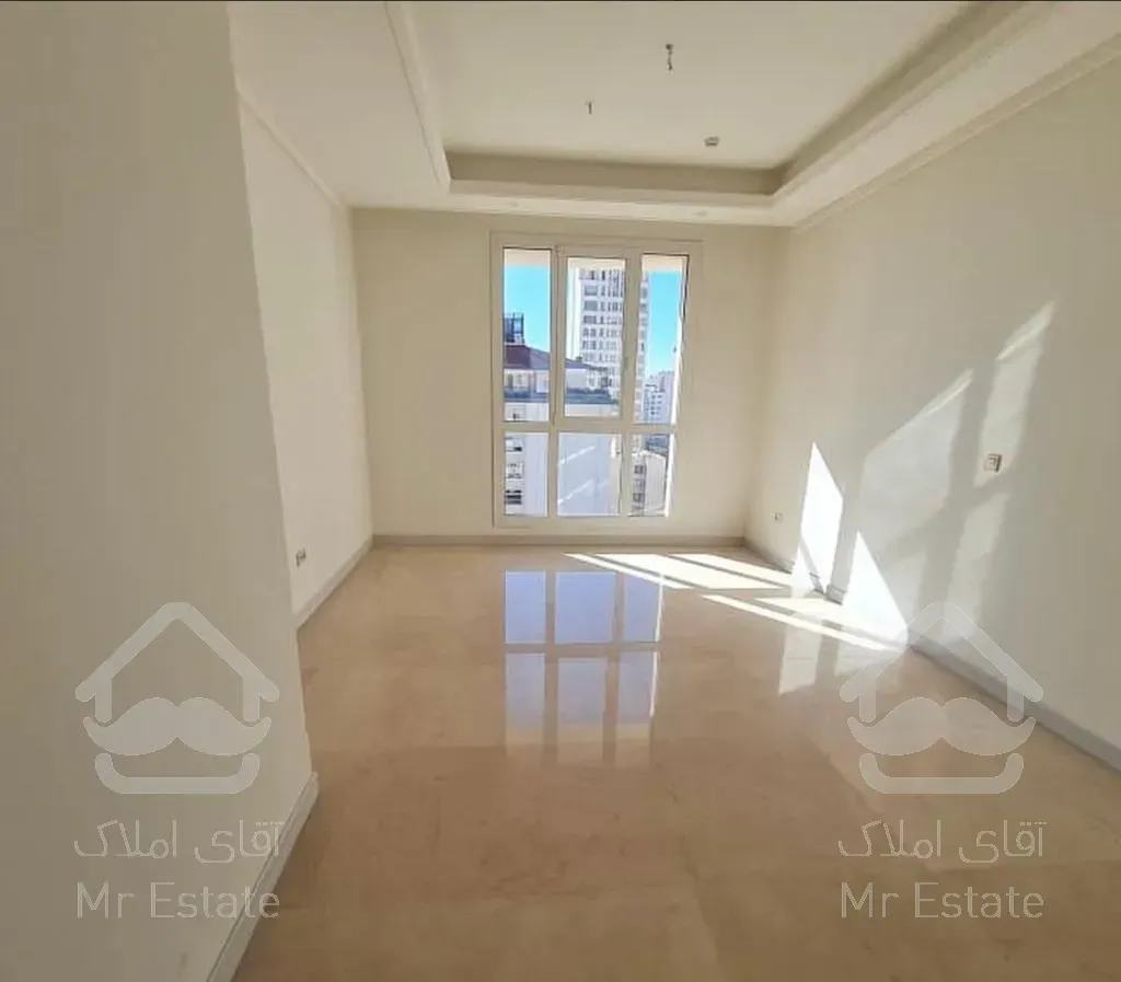 زعفرانیه ۲۵۰ متر/طبقه هشتم/۴ پارکینگ سندی