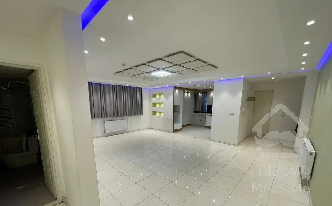 فروش آپارتمان ۱۴۰ متری ۲ خوابه در فرهنگ شهر