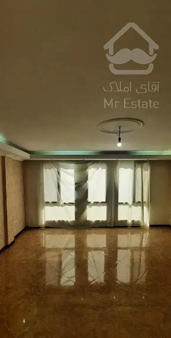 آپارتمان 98 متری دو خواب /حشمتیه/معلم/مروردشت