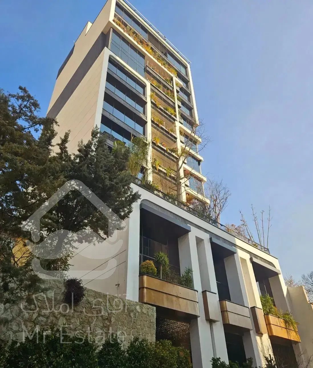 ۳۰۰ متر مدرن نیاوران/تک واحدی/مشاعات کامل