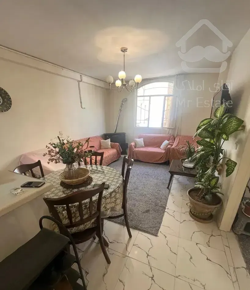 فروش اپارتمان۵۸ متر روبنما *بازسازی شده *گلشهرکرج